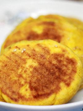 大妈吃瓜饼视频,趣味横生美食瞬间引网友热议